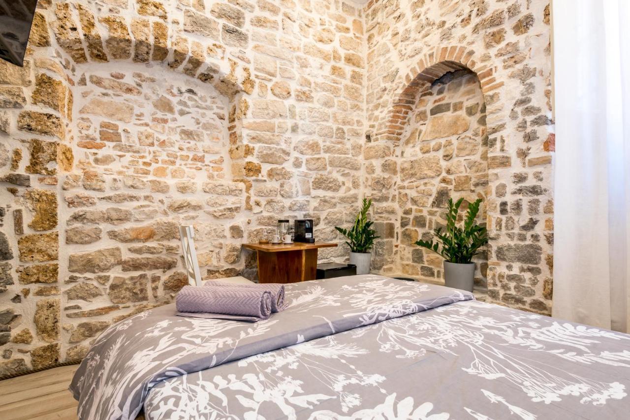 Hotel House Poletti Šibenik Esterno foto